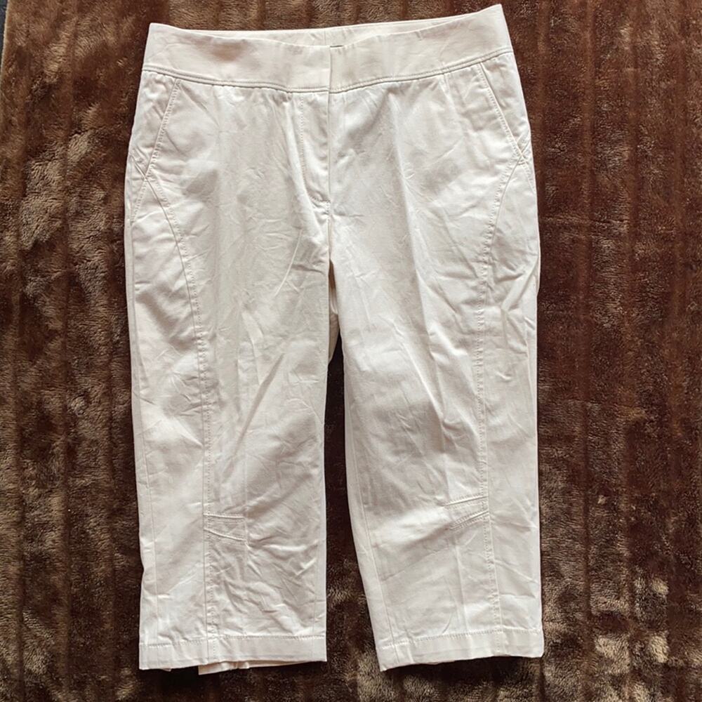 MAGASCHONI 6‎ Pale Khaki Linen/Cotton Capri Pants, Pristine Condition